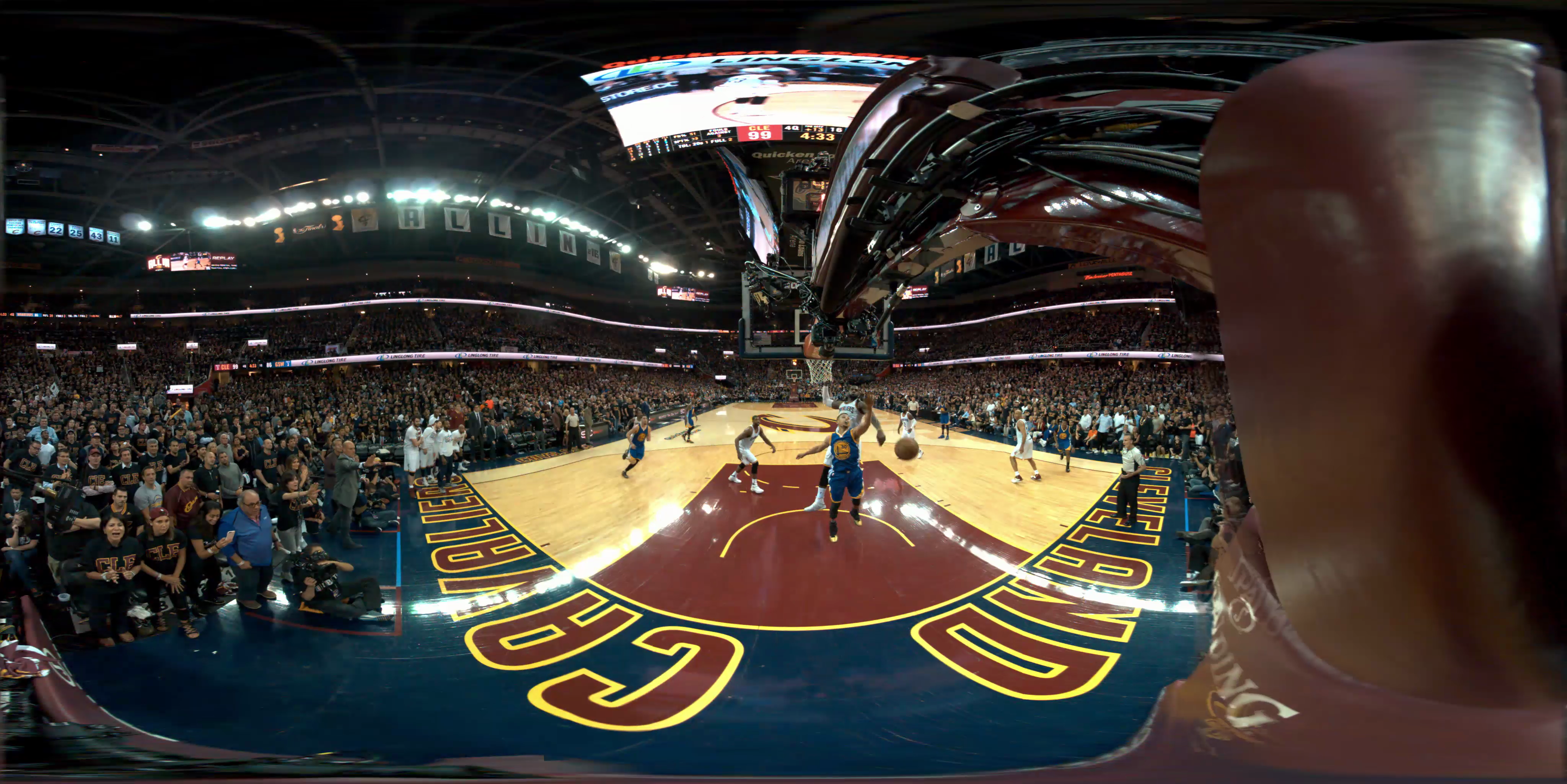 Oculus deals nba courtside